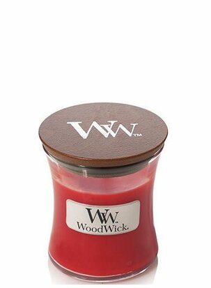 Woodwick Crimson Berries Mini Candle.