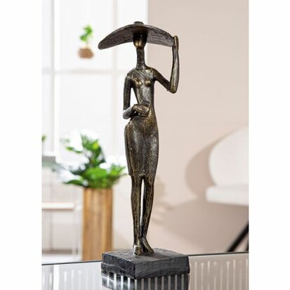 Sculptue "WOMAN WITH HAT" 37671v