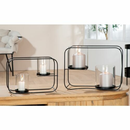 Zwart metelan windlicht,rechthoekig, voor twee kaarsen in glas.