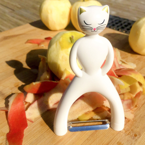 Dunschiller Witte Kat,Vegatable Peeler White Cat. Pylones.